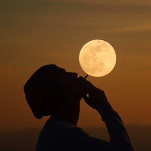 伊甸园久久网站
